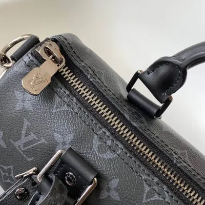 LV Keepall Bandouliere 25