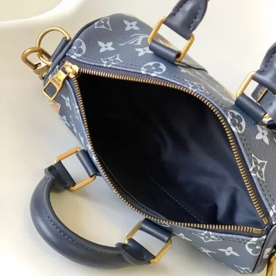 LV Keepall Bandouliere 25