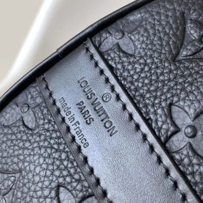 LV Keepall Bandouliere 25