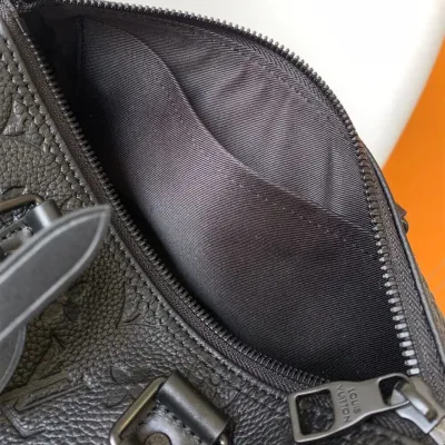 LV Keepall Bandouliere 25