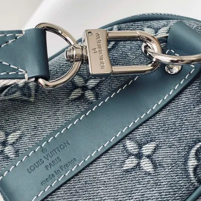 LV Keepall Bandouliere 25