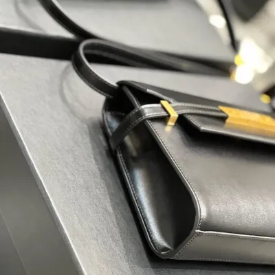 MANHATTAN SMALL SHOULDER BAG IN BOX SAINT LAURENT LEATHER